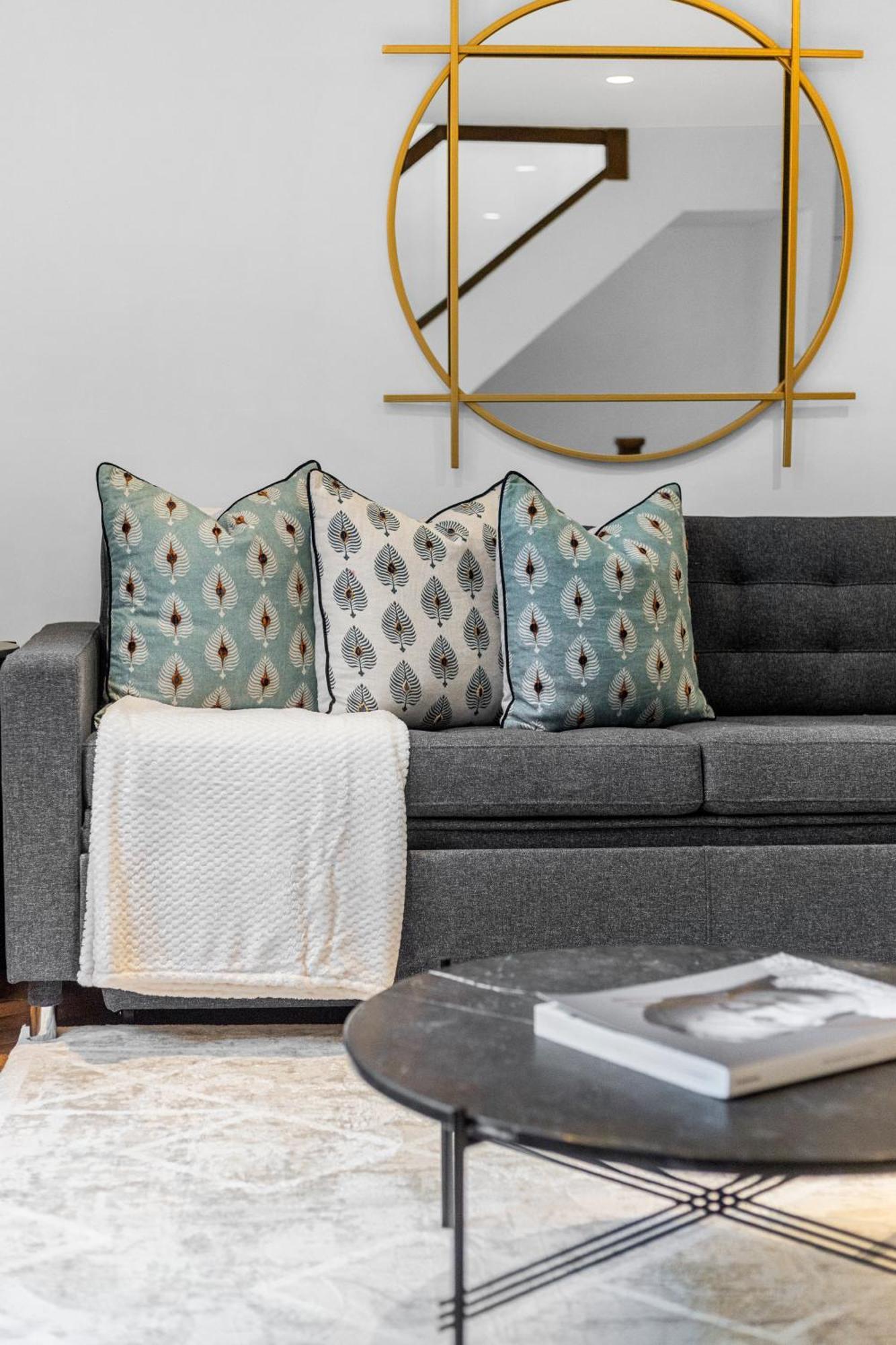 Contemporary 2-bedroom Escape In Notting Hill Apartment London