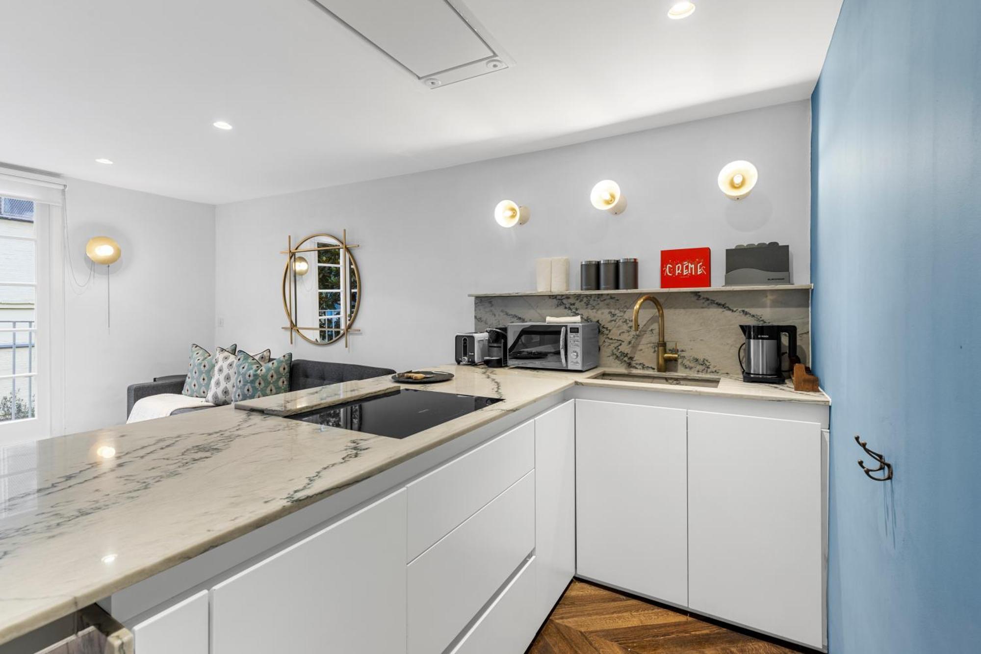 Contemporary 2-bedroom Escape In Notting Hill Apartment *