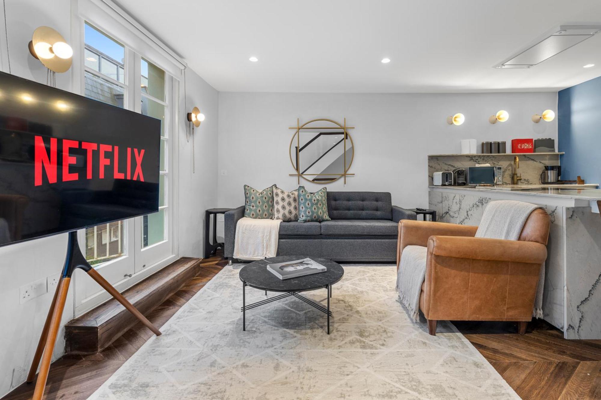 Contemporary 2-bedroom Escape In Notting Hill *