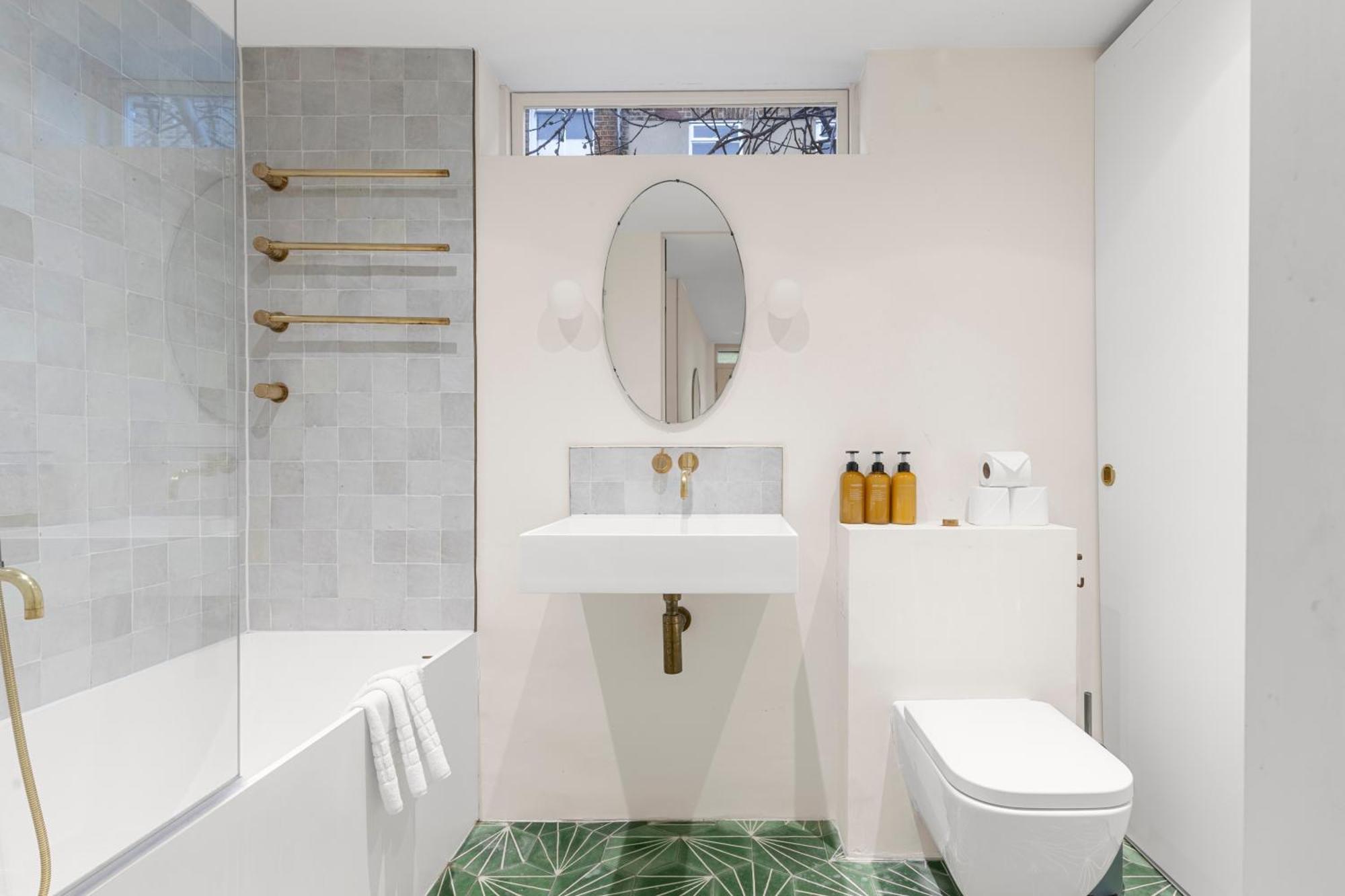 Contemporary 2-bedroom Escape In Notting Hill Apartment London