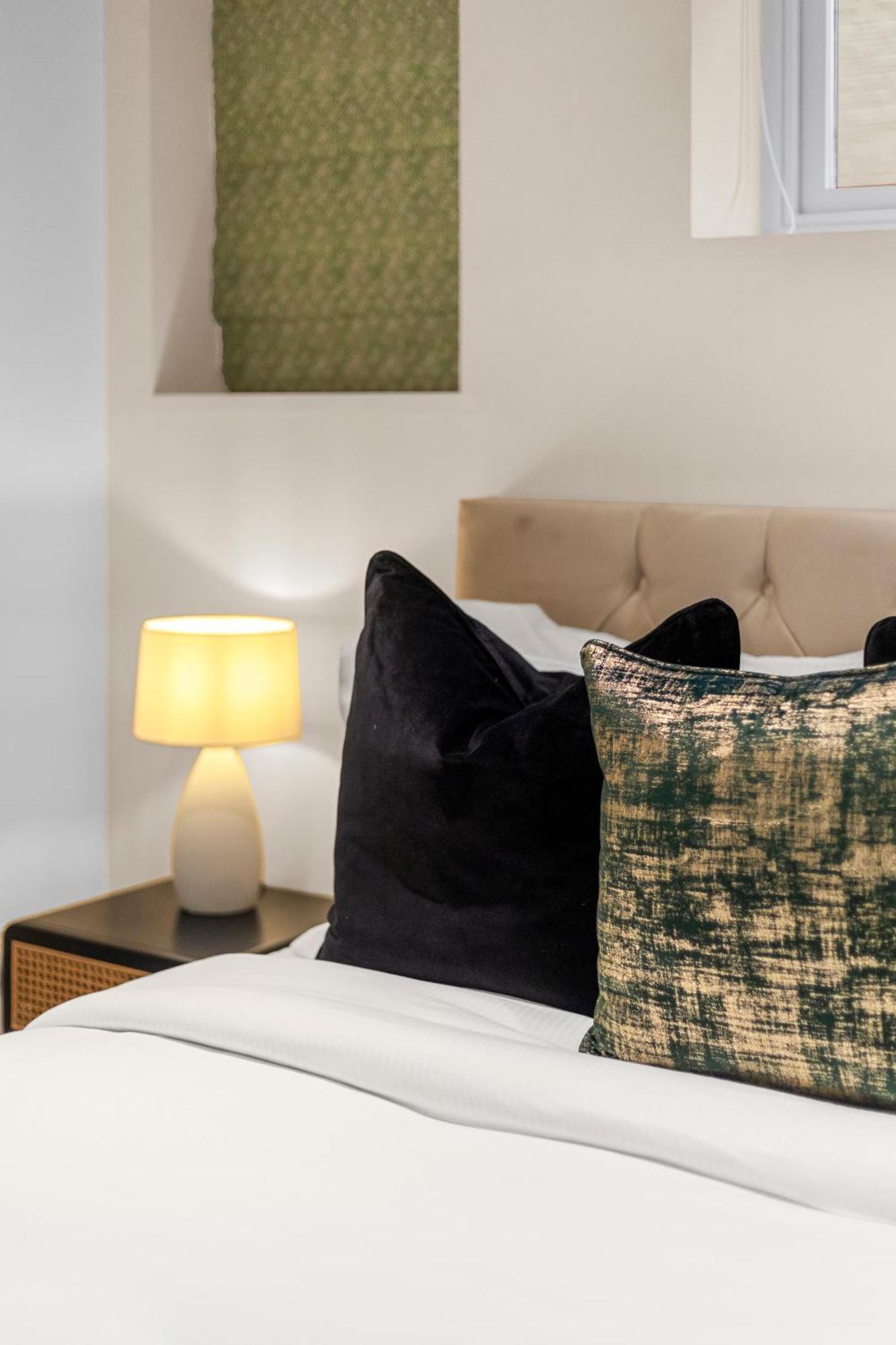 Apartment Contemporary 2-bedroom Escape In Notting Hill London